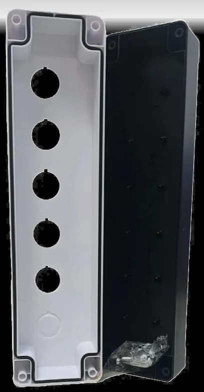 Botonera C- 5 Agujeros D22 PVC - imagen 2